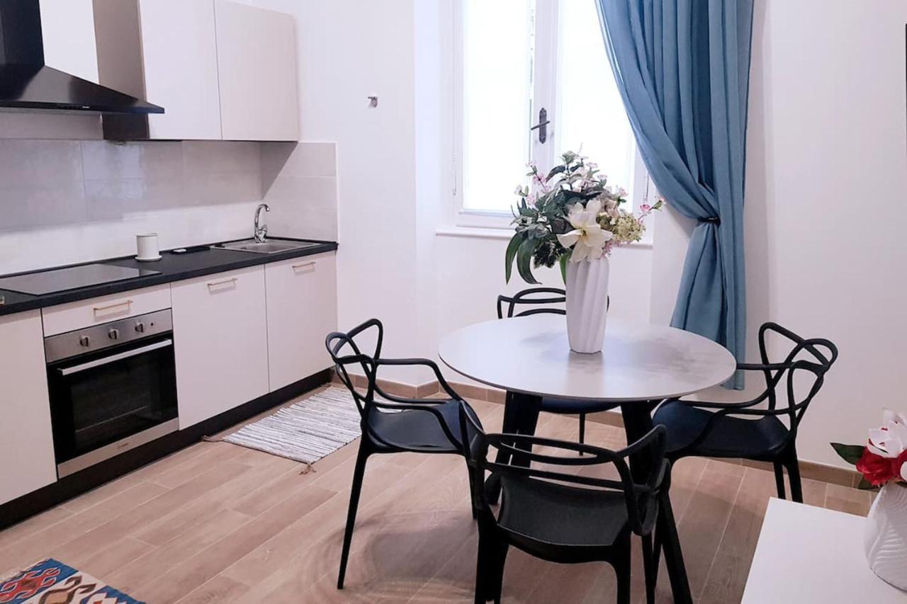 La Caza A Zena Apartment Genoa Bagian luar foto
